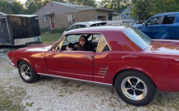 Ford-mustang-1966-red