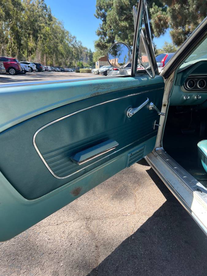 Ford-mustang-1966-white-11