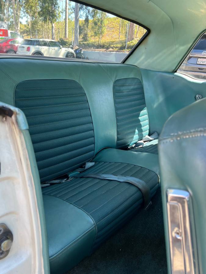 Ford-mustang-1966-white-14