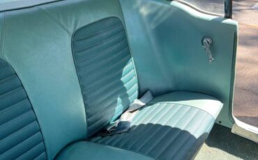 Ford-mustang-1966-white-16