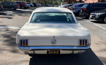 Ford-mustang-1966-white-2