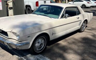 Ford-mustang-1966-white