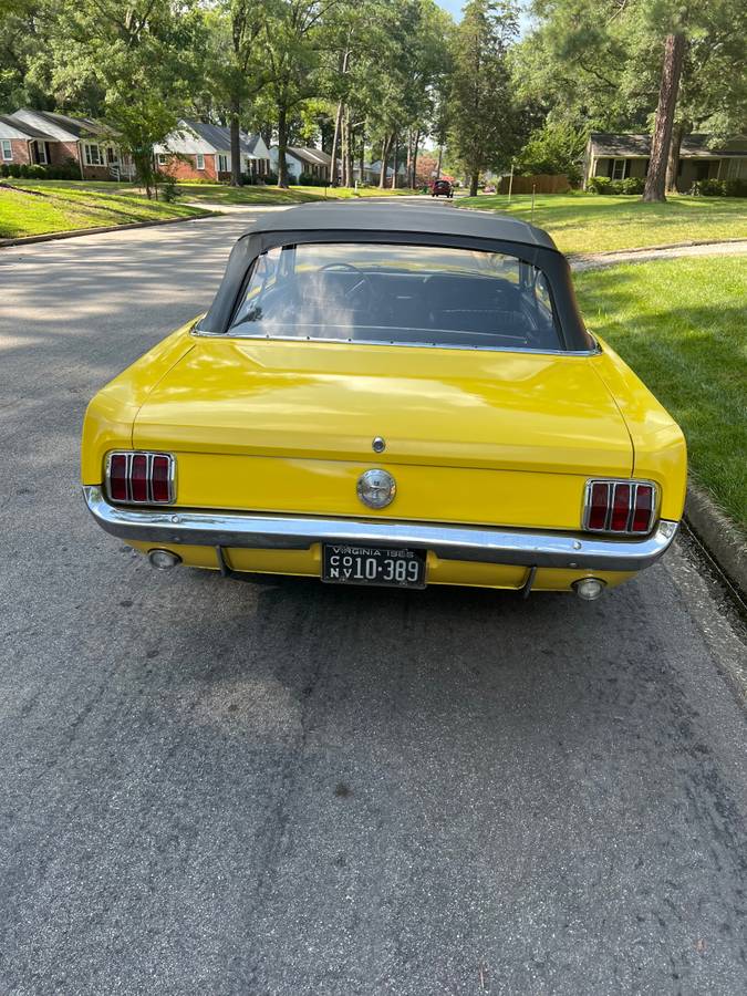 Ford-mustang-1966-yellow-2