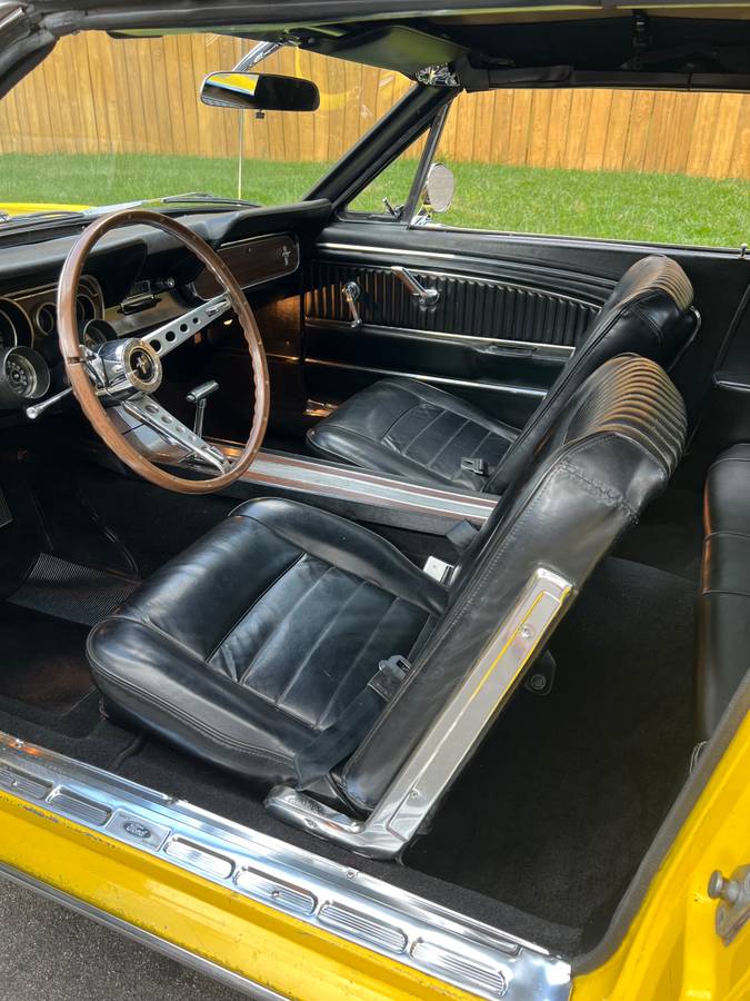 Ford-mustang-1966-yellow-23