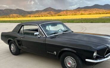 Ford-mustang-1967-black