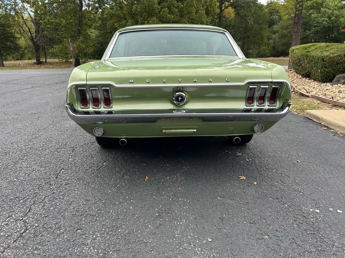 Ford-mustang-1967-green-3