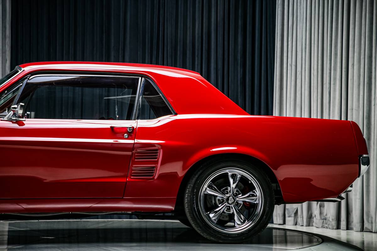 Ford-mustang-1967-red-8