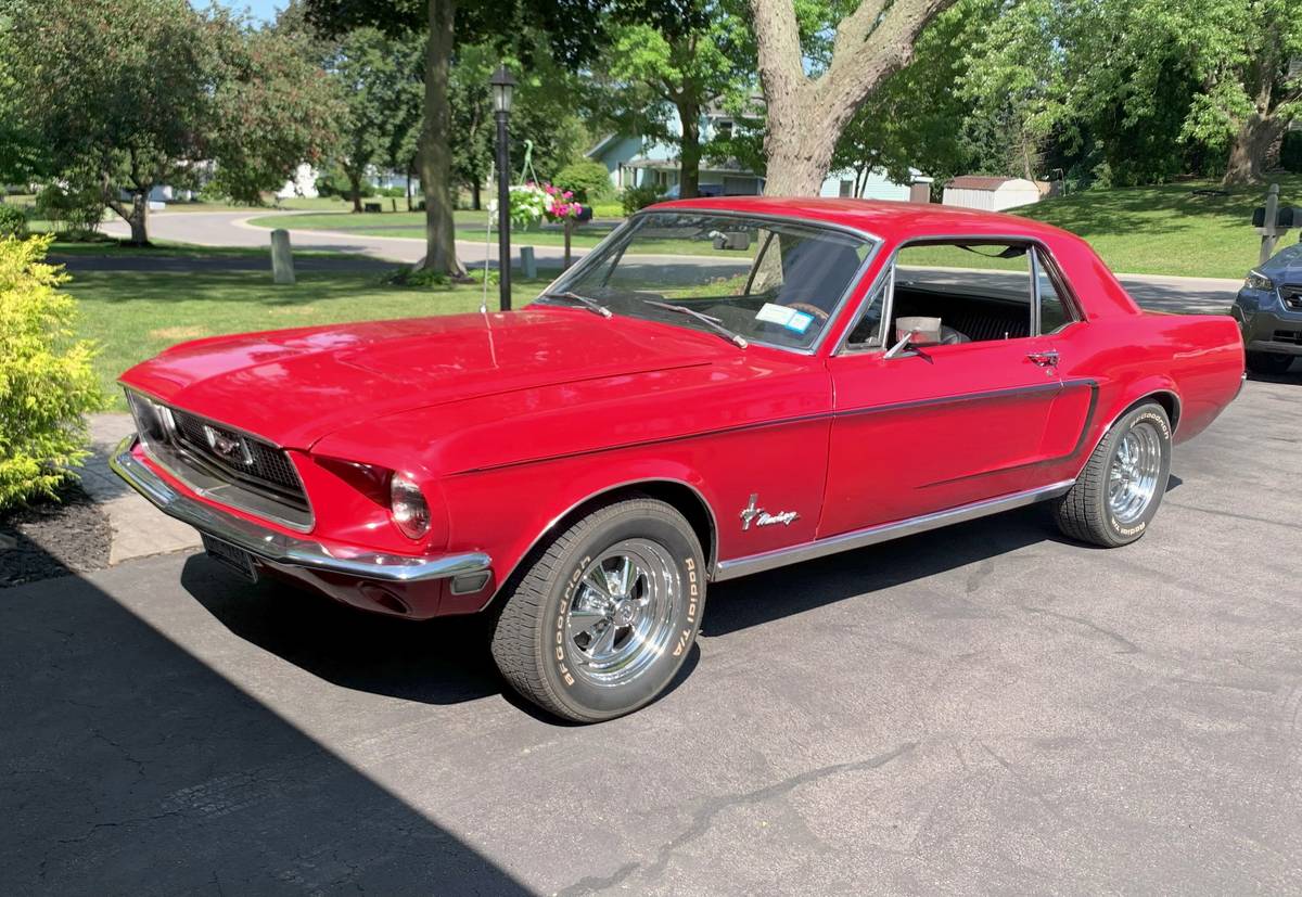 Ford-mustang-1968-red