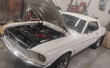 Ford-mustang-1968-white-1