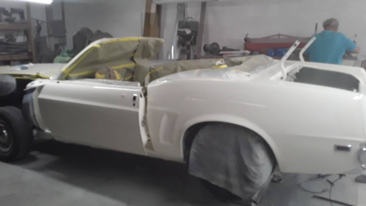 Ford-mustang-1969-white-1