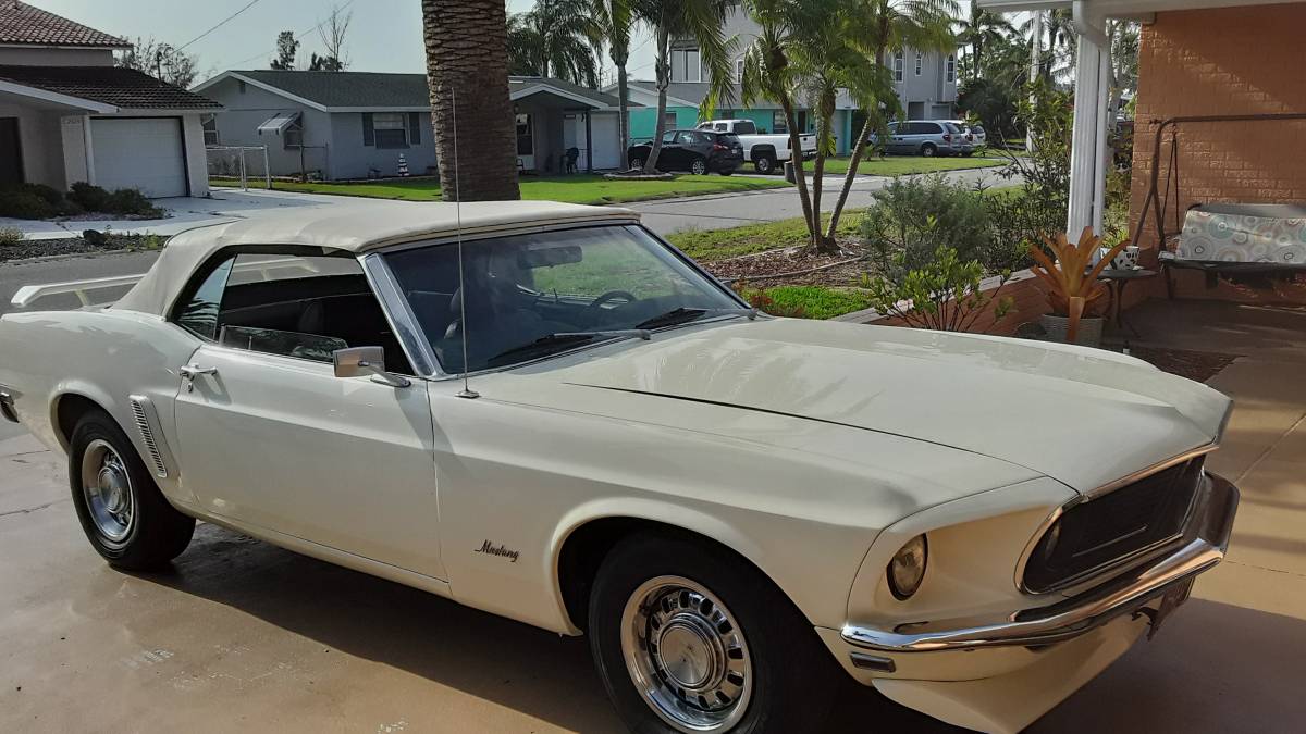 Ford-mustang-1969-white-4