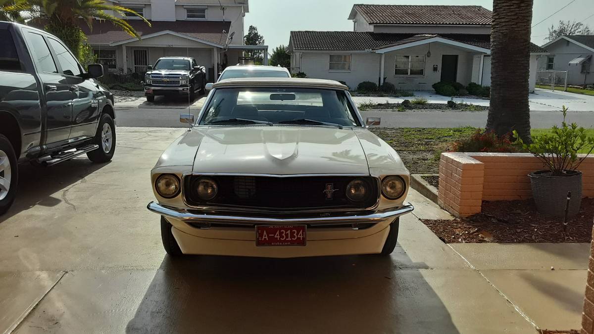 Ford-mustang-1969-white-5