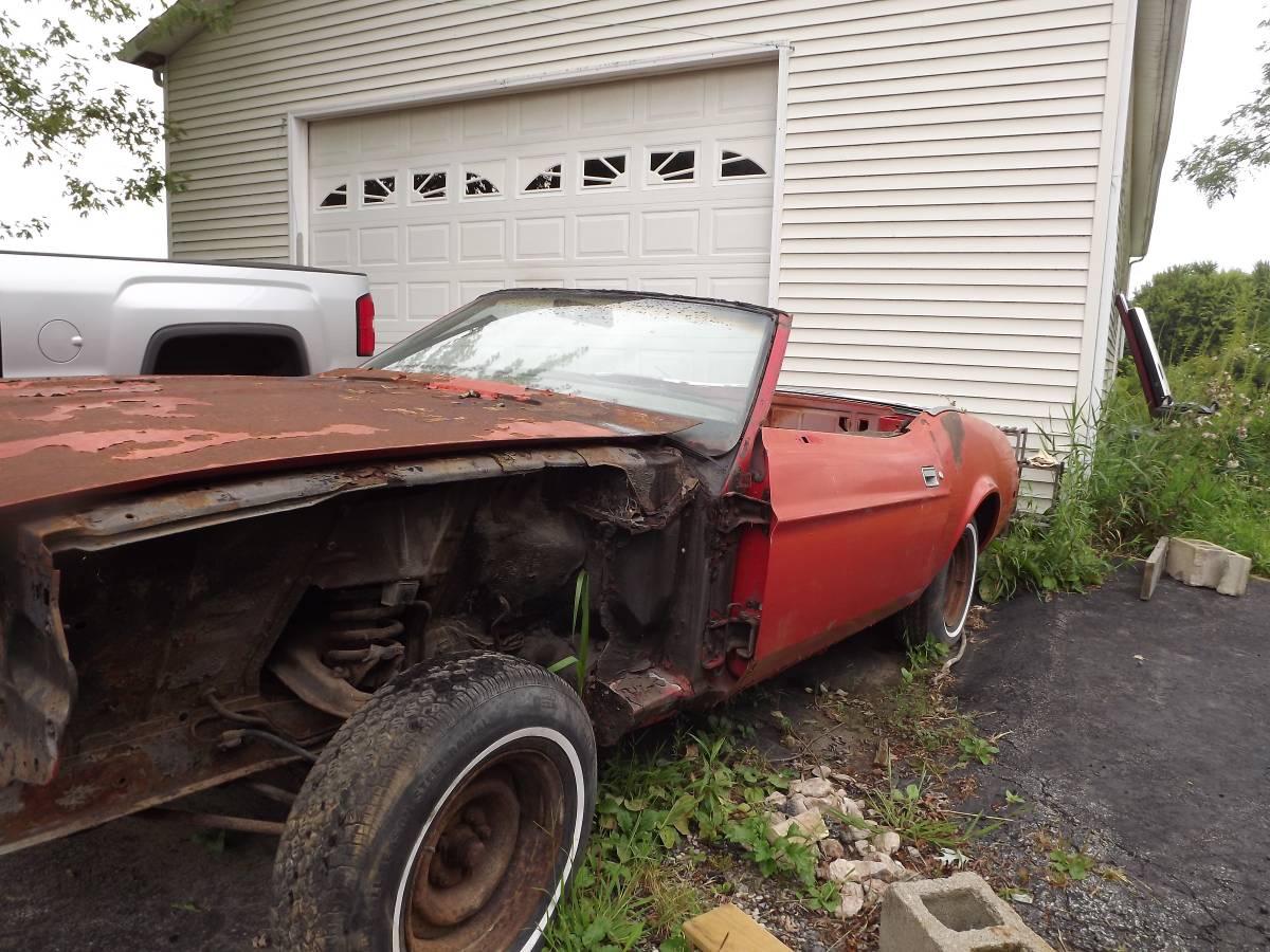 Ford-mustang-1972-red