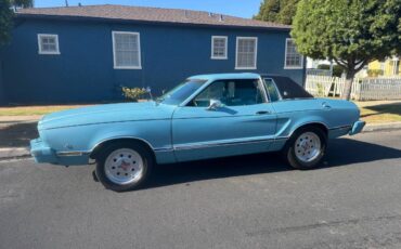 Ford-mustang-1977-blue-3