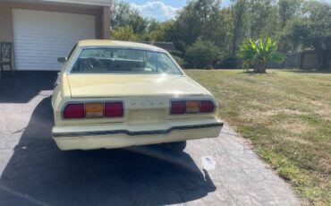 Ford-mustang-1977-yellow-3