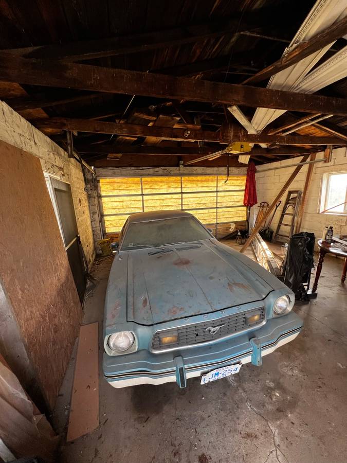 Ford-mustang-1978-blue