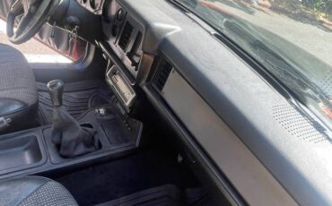 Ford-mustang-1984-18
