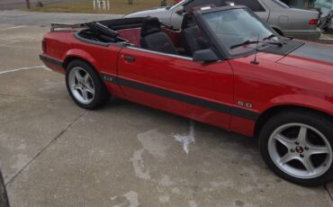Ford-mustang-1986-red-1