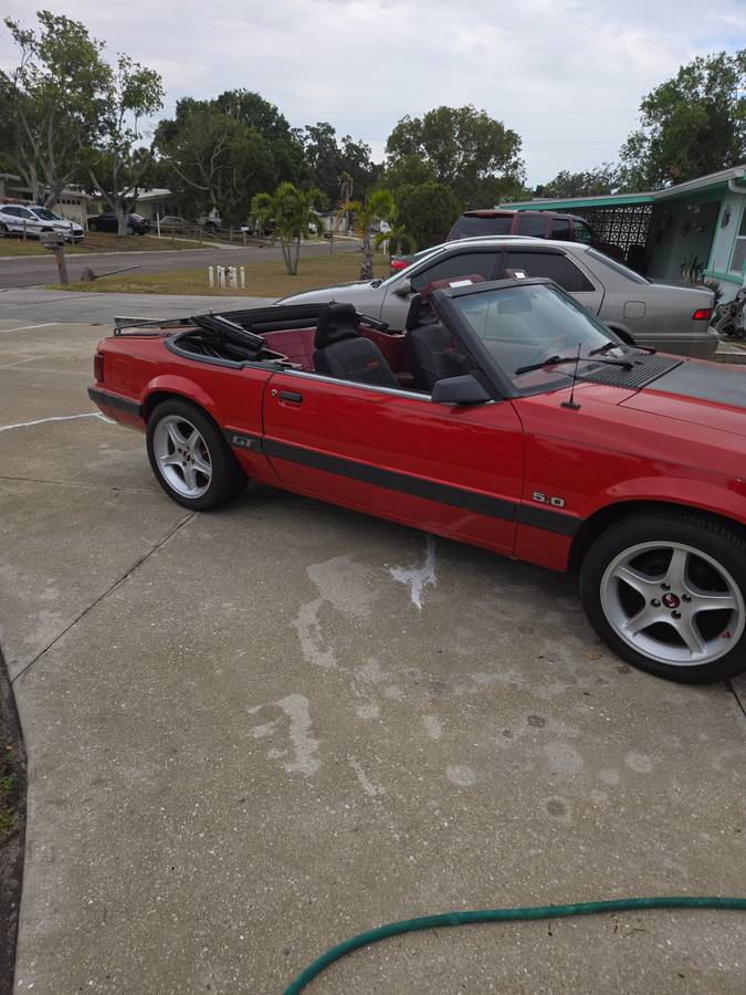Ford-mustang-1986-red-1