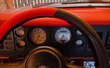 Ford-mustang-1986-red-10
