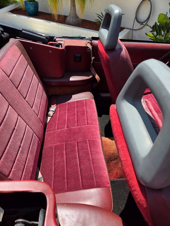 Ford-mustang-1986-red