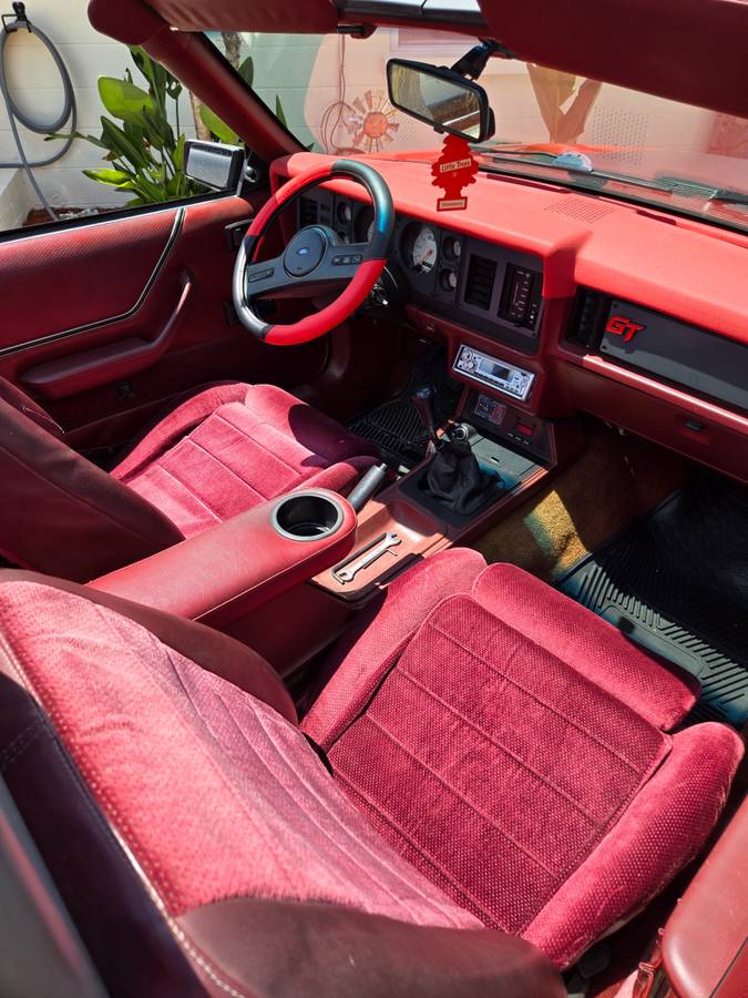 Ford-mustang-1986-red-3