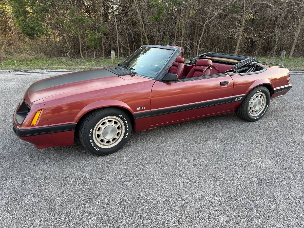 Ford-mustang-1986-red-4