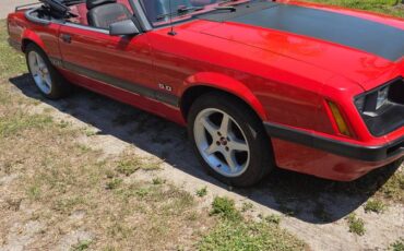 Ford-mustang-1986-red-9