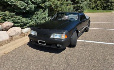 Ford-mustang-1988-black-1