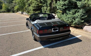 Ford-mustang-1988-black