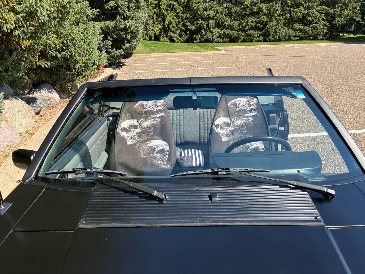 Ford-mustang-1988-black-6