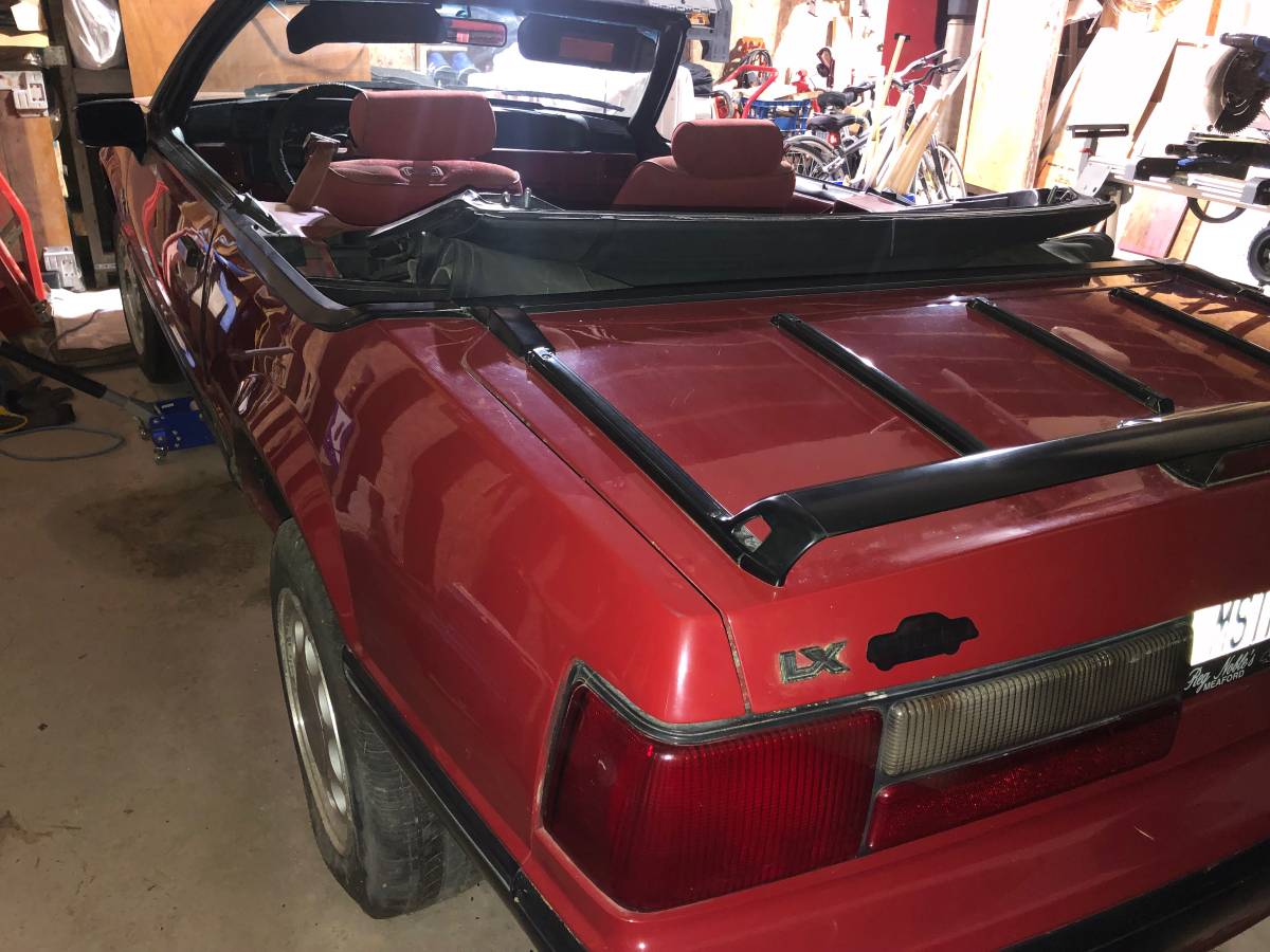 Ford-mustang-1988-red-1