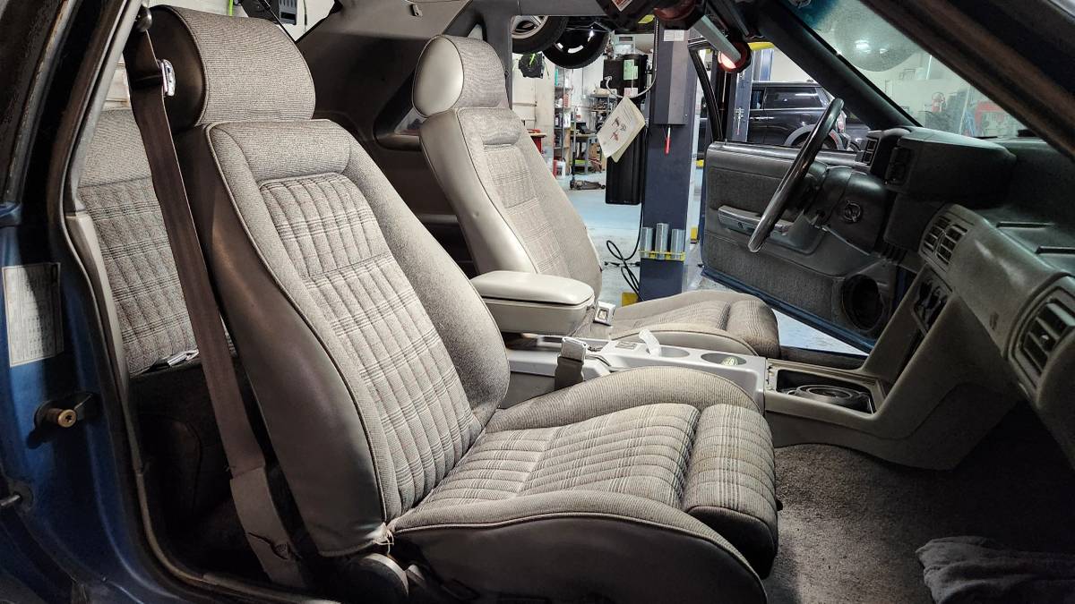 Ford-mustang-1989-12