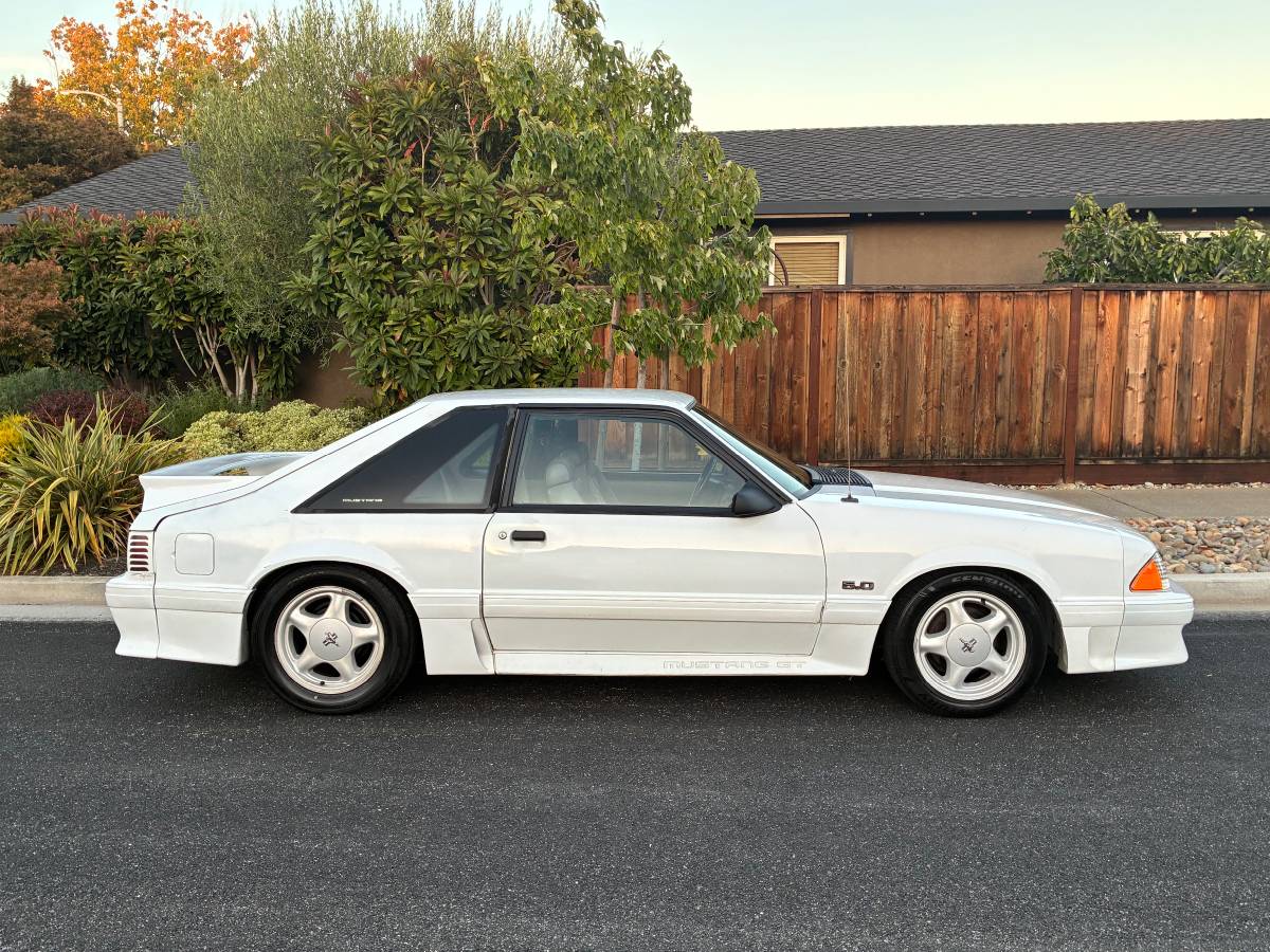 Ford-mustang-1991-6