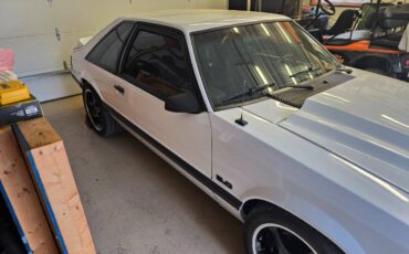 Ford-mustang-1991-white-1