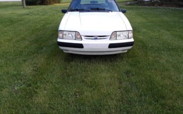 Ford-mustang-1991-white-1
