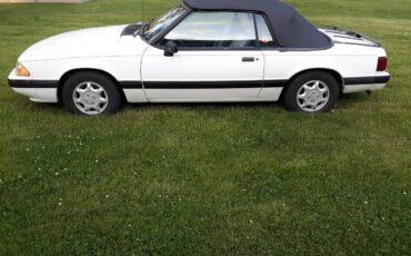 Ford-mustang-1991-white-2