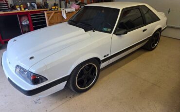 Ford-mustang-1991-white-4