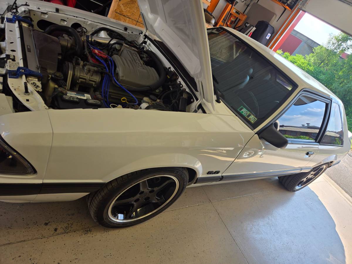 Ford-mustang-1991-white-9
