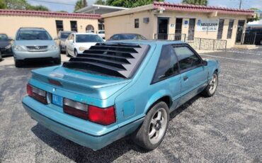 Ford-mustang-1993-1