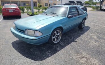 Ford-mustang-1993-3