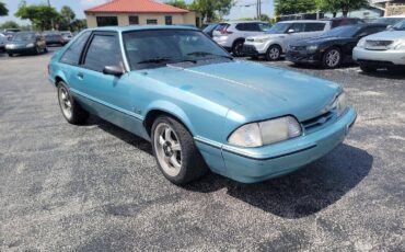 Ford-mustang-1993
