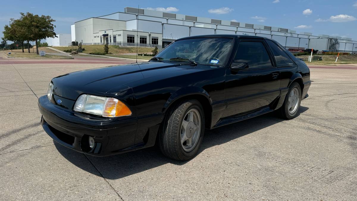 Ford-mustang-1993-black-2
