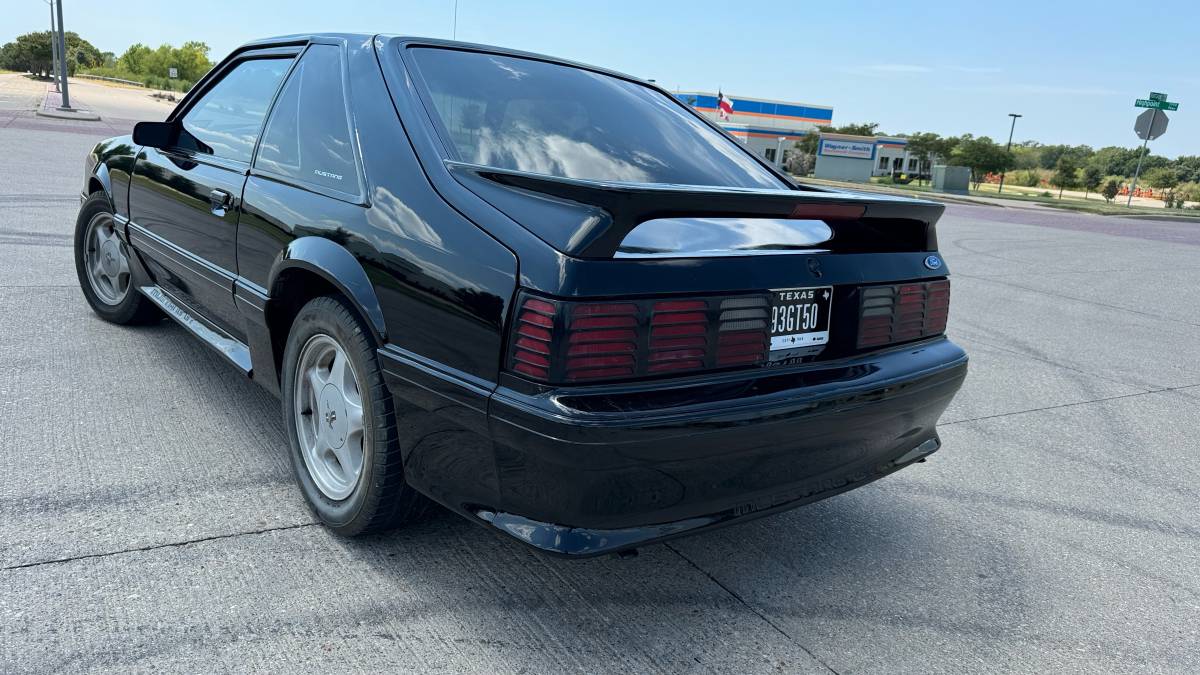 Ford-mustang-1993-black-5