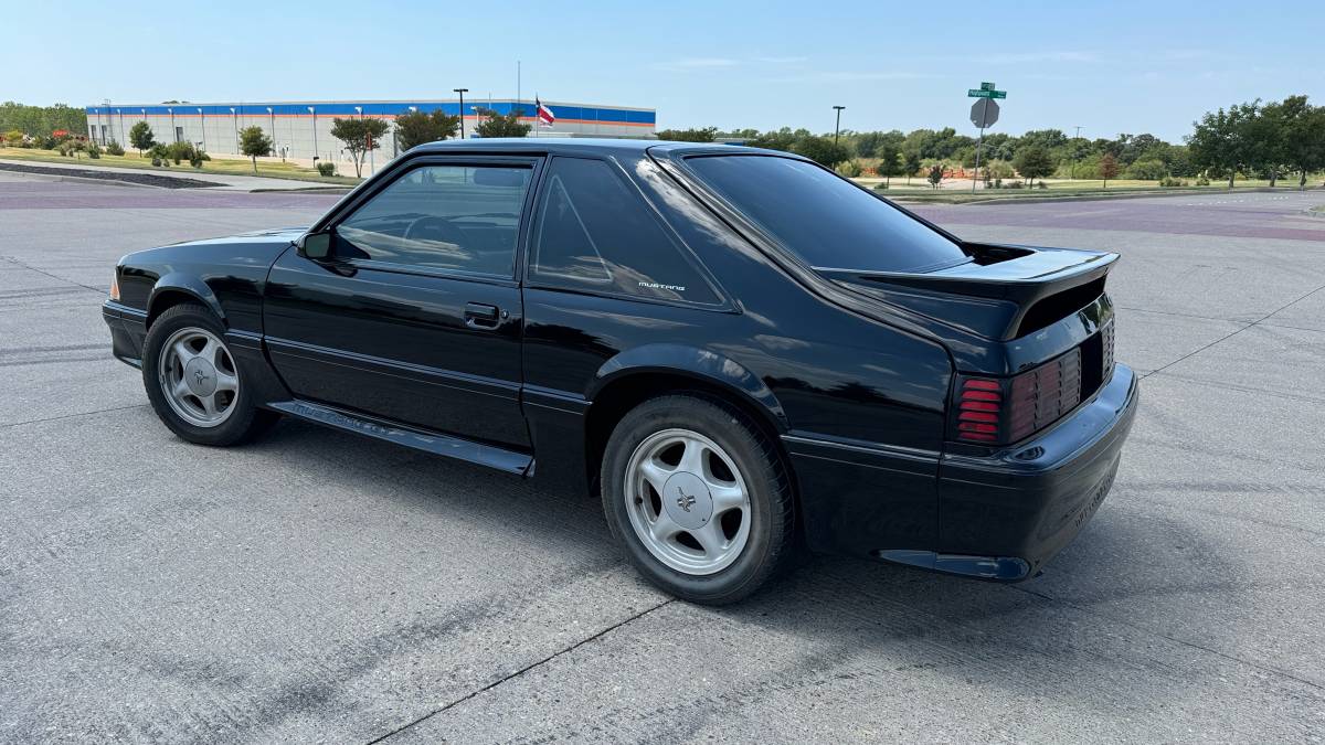 Ford-mustang-1993-black-6