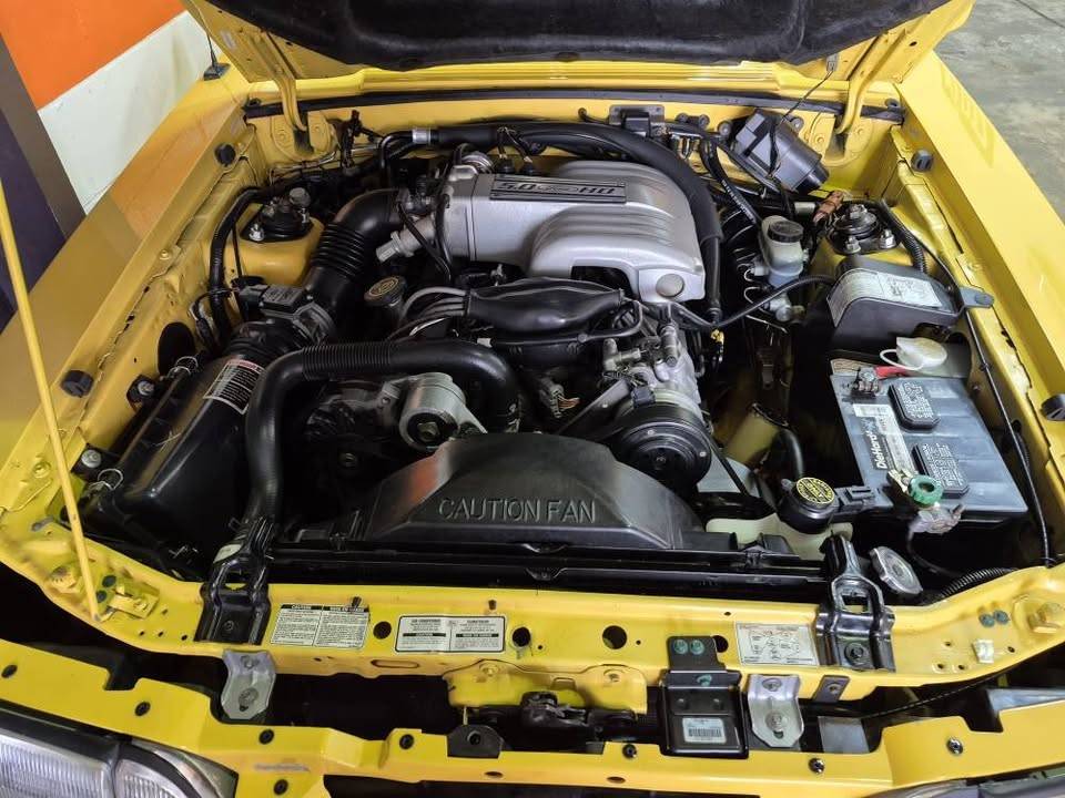 Ford-mustang-1993-yellow-2
