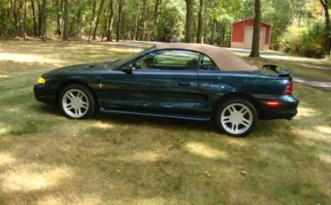 Ford-mustang-1995