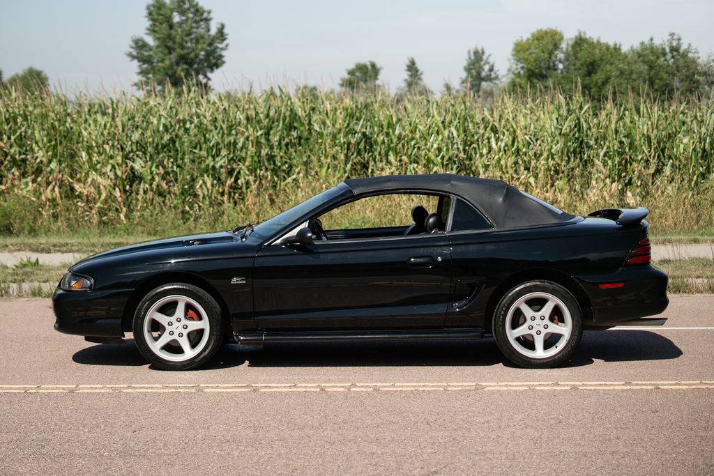 Ford-mustang-1995-black-12