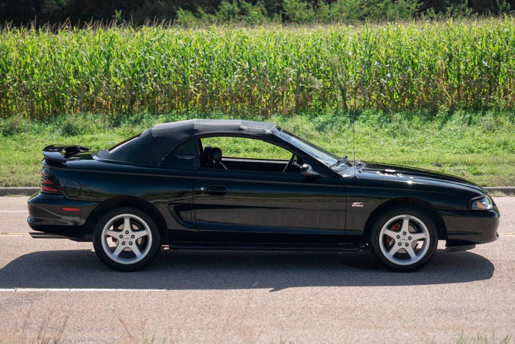 Ford-mustang-1995-black-30