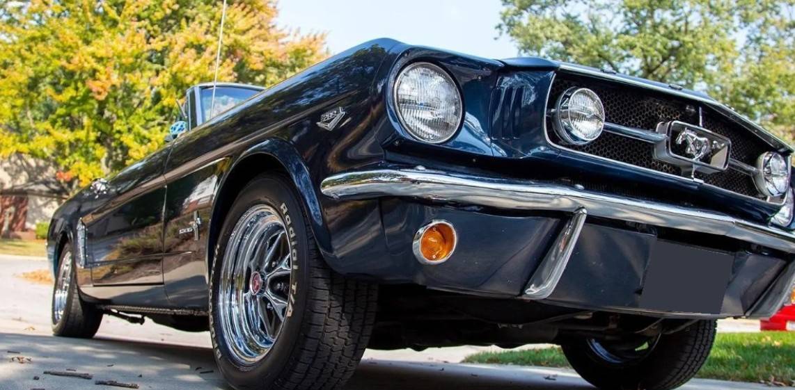 Ford-mustang-convertible-1965